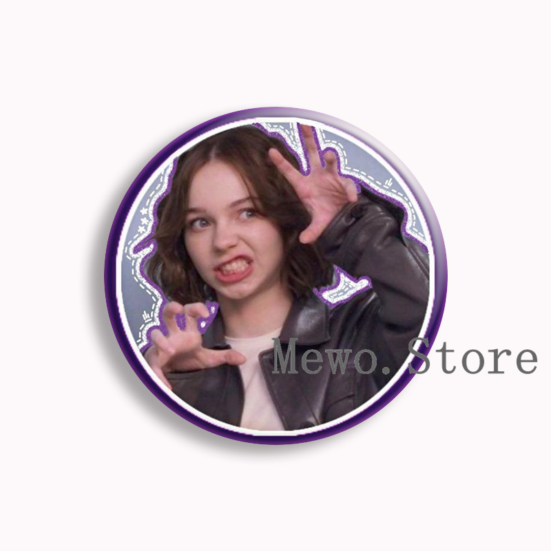 Emma Myers Estetik Yumuşak Düğ - Pin Button Badge incelemesi ve fiyatı